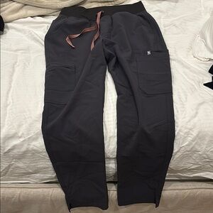 Figs Charcoal Yola™ High Waisted - Skinny Scrub Pants